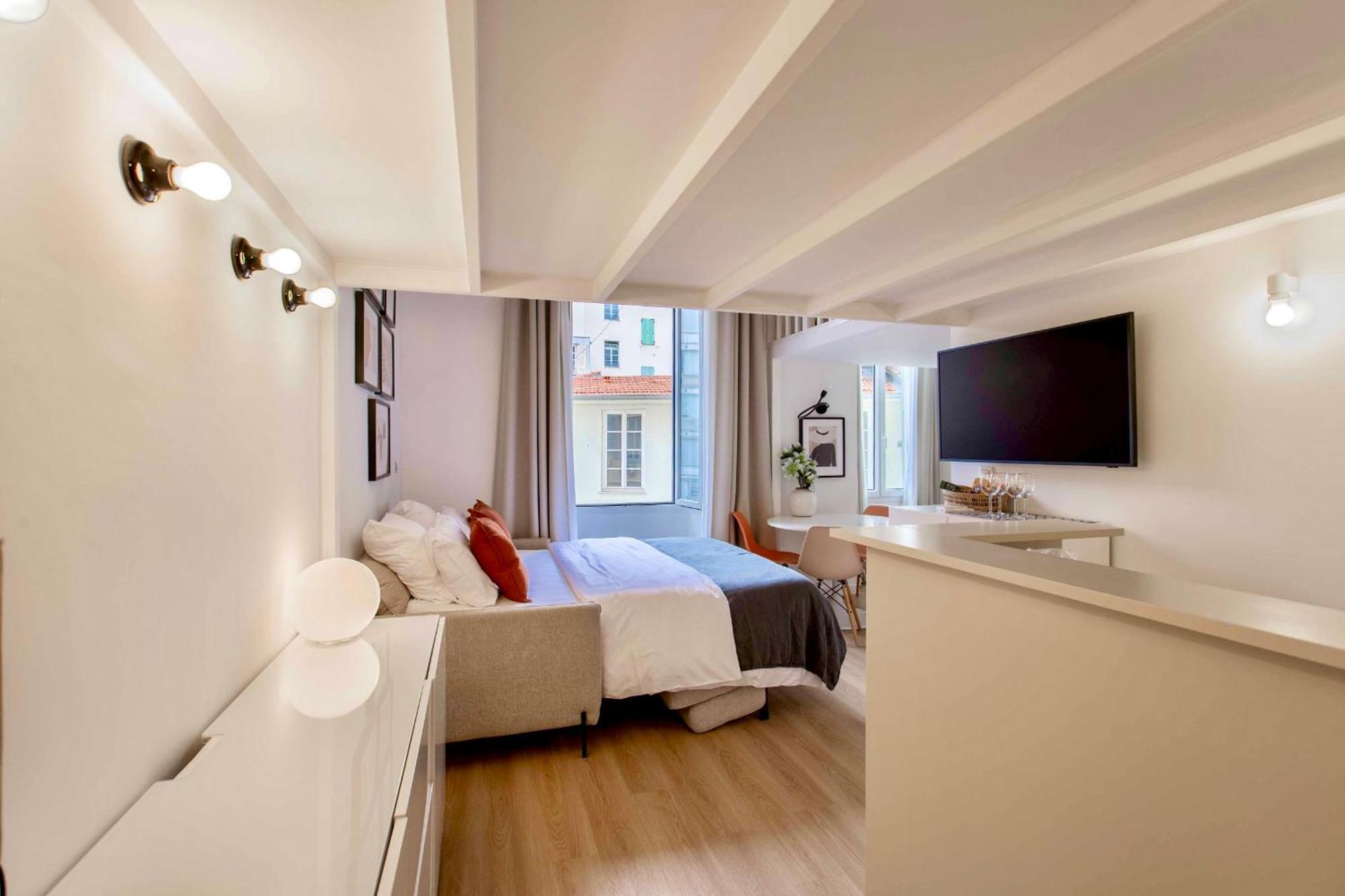 Suede Promenade Duplex Apartment At 1 Min From The Sea 2 Bathrooms Nice Exteriör bild